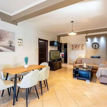 Filiatra's Cozy Haven A Peaceful Escape In Nature *