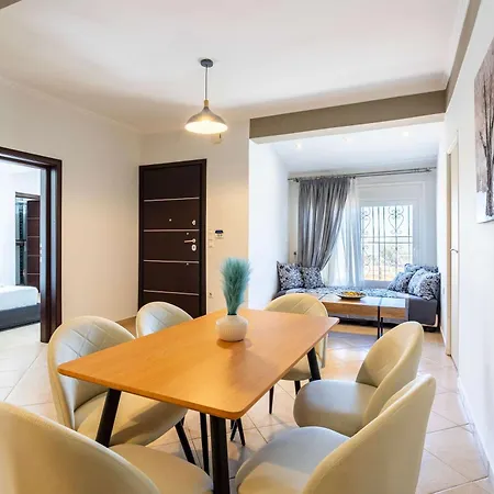 Filiatra's Cozy Haven A Peaceful Escape In Nature Apartment