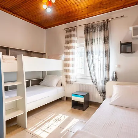 Filiatra's Cozy Haven A Peaceful Escape In Nature