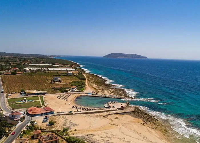 Filiatra's Cozy Haven A Peaceful Escape In Nature Διαμέρισμα